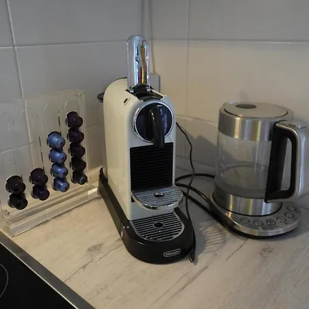 Kuestenloft-leuchturm * Rostock