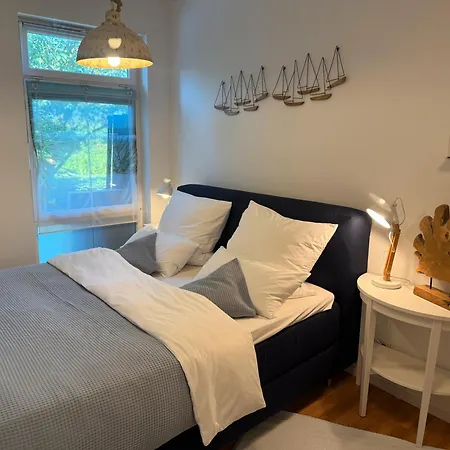 Kuestenloft-leuchturm *